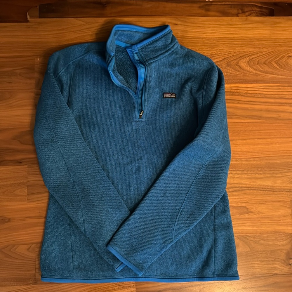 Patagonia Women’s Quarter Zip